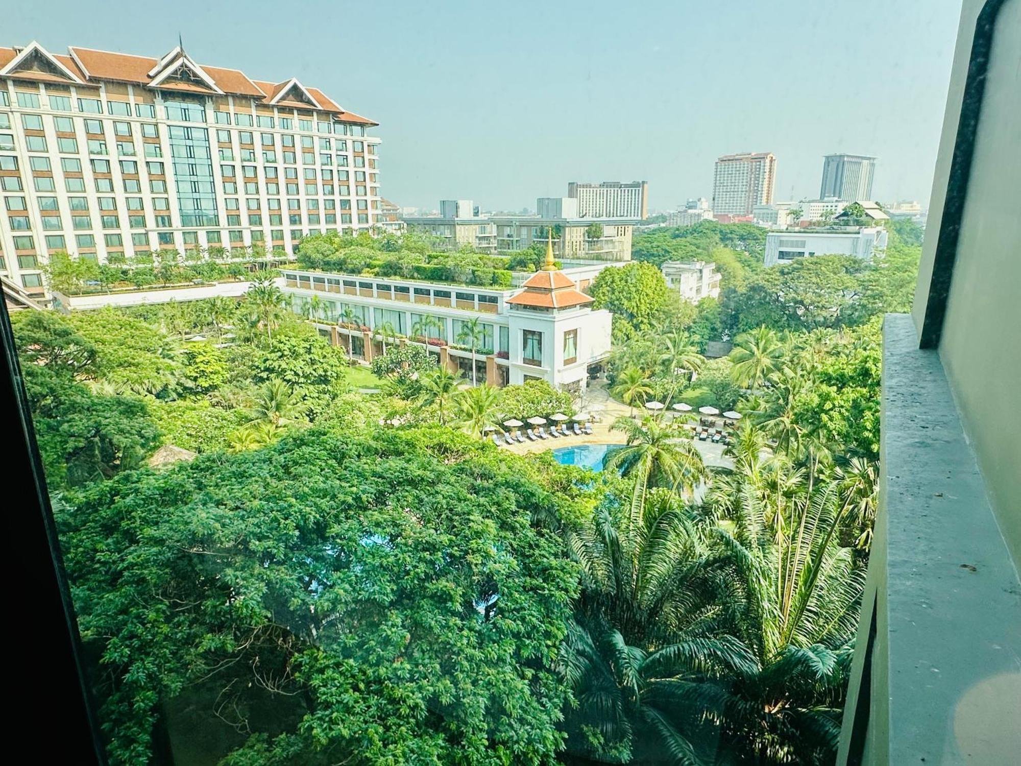 The Astra Condo Changkhlan In Chiang Mai Exterior photo